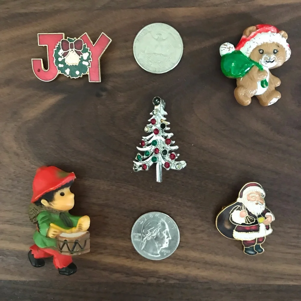Vintage Christmas Holiday Brooch Set Silver Gold Red Green Whimsy Festive